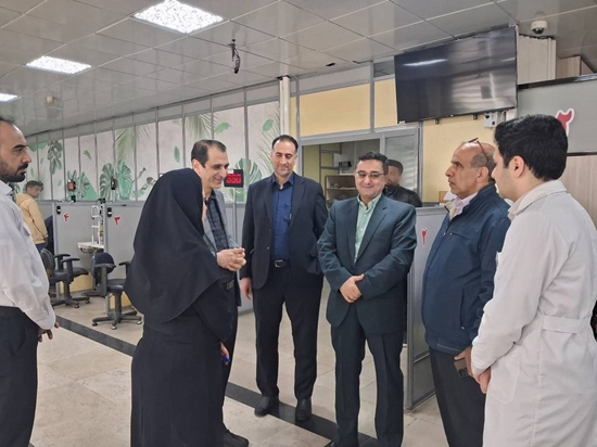 دکتر سید رضا رئیس کرمی، رئیس دانشگاه علوم پزشکی تهران در اورژانس بیمارستان فارابی - دوم فروردین 1405 